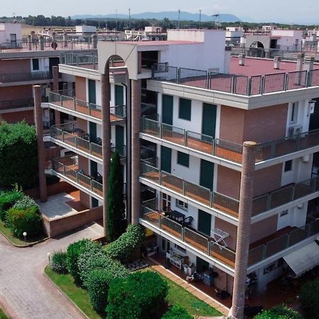 Le Residenze Di Santa Costanza - Il Lentisco Aparthotel San Vincenzo Ngoại thất bức ảnh