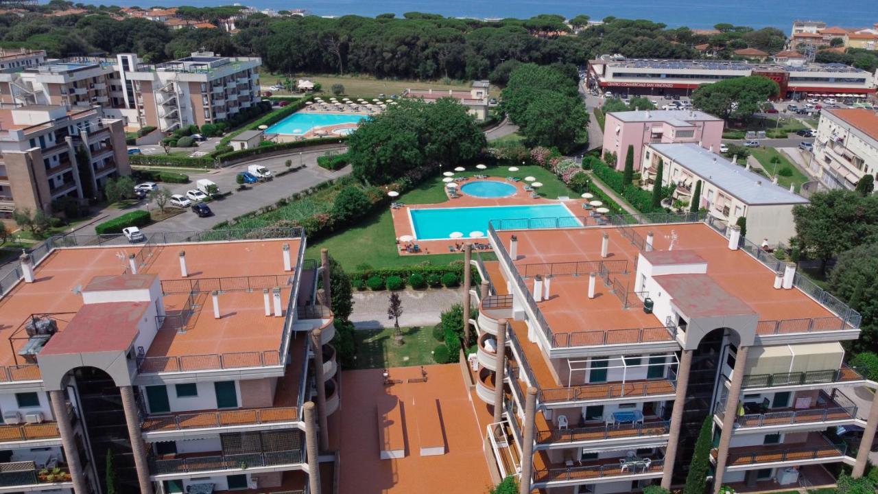 Le Residenze Di Santa Costanza - Il Lentisco Aparthotel San Vincenzo Ngoại thất bức ảnh